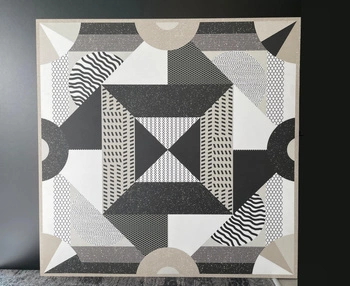 Decoro Bianco/Nero Grafica Non Centrata 118x118x0,6 cm